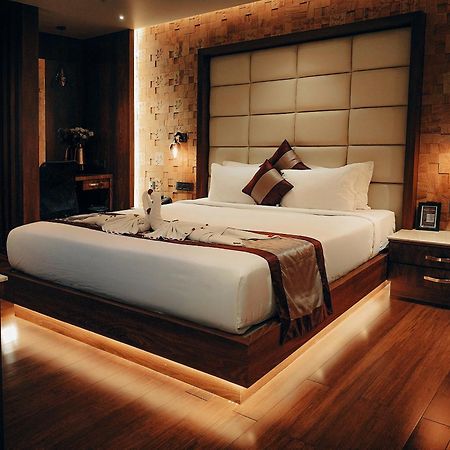 Готель Retrieve Health & Wellness Kochi Екстер'єр фото