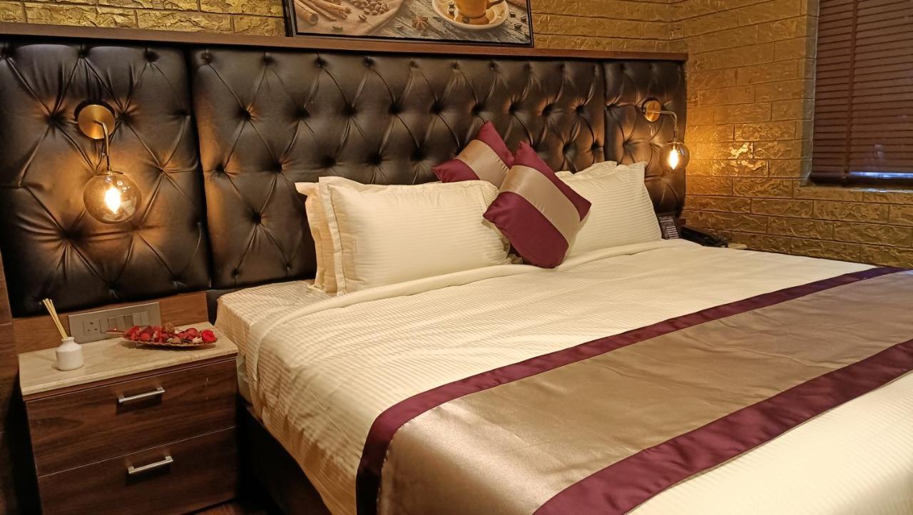 Готель Retrieve Health & Wellness Kochi Екстер'єр фото
