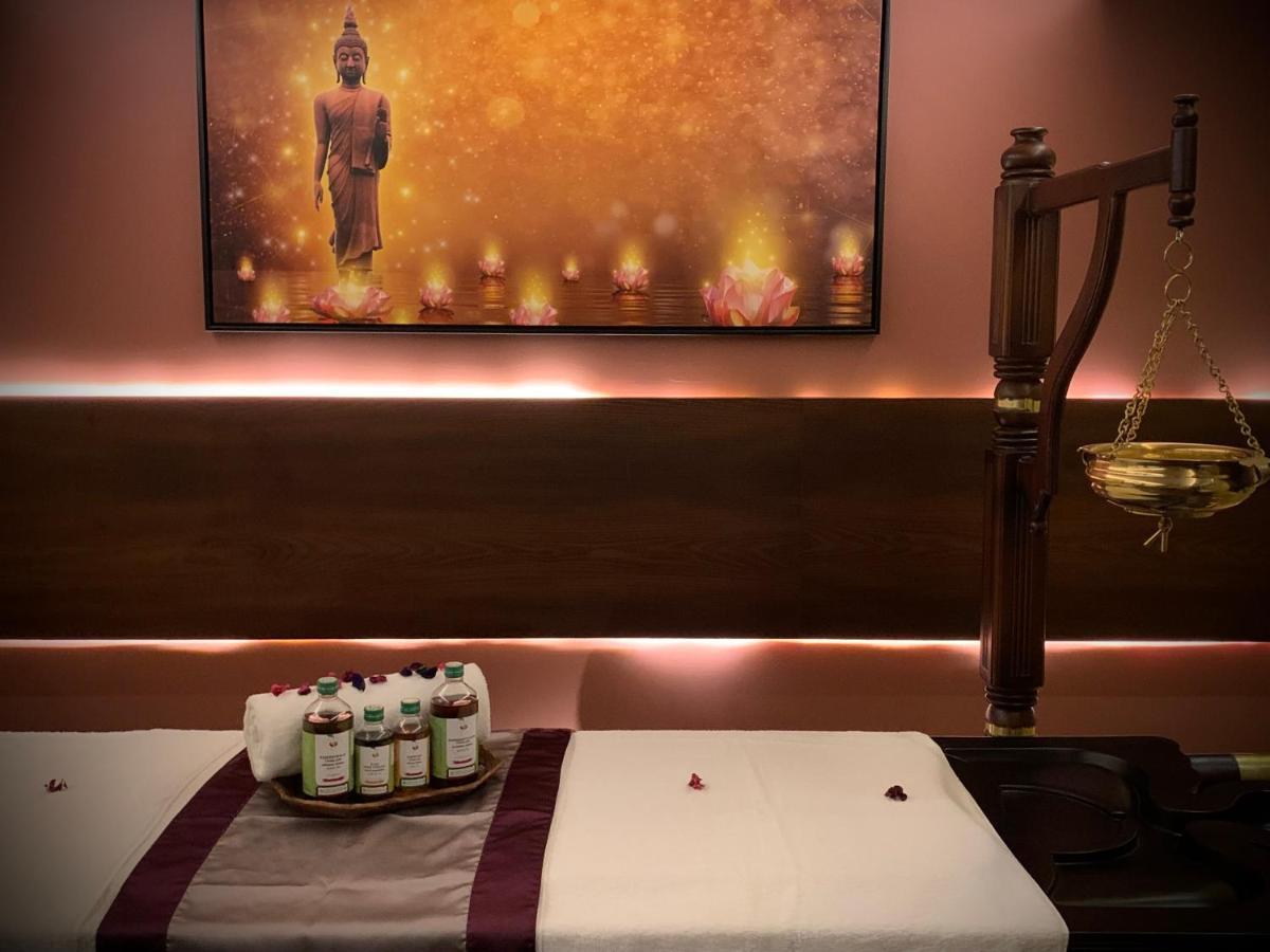 Готель Retrieve Health & Wellness Kochi Екстер'єр фото