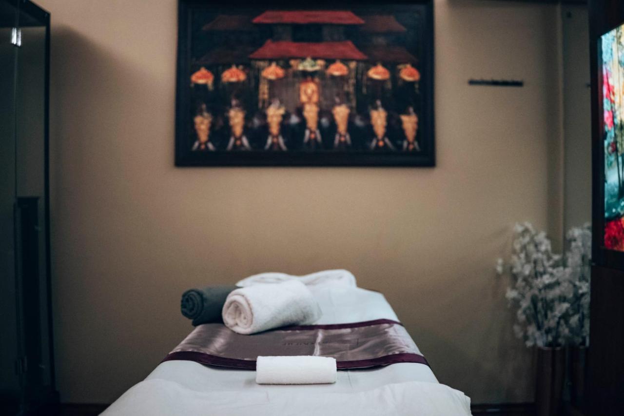 Готель Retrieve Health & Wellness Kochi Екстер'єр фото